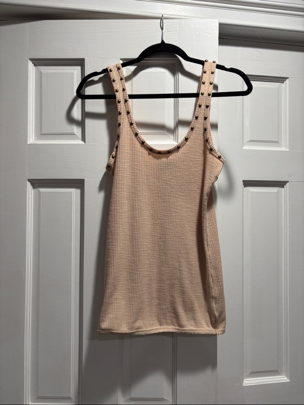 Vici Stud-Trim Ribbed Tank Top in Blush Pink
